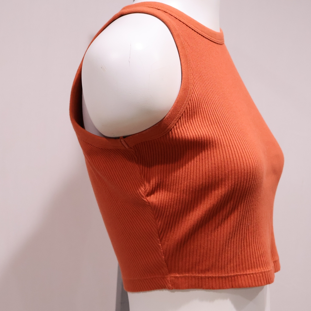 Uniqlo Women's Ribbed Tank Top - Picture 2 of 5